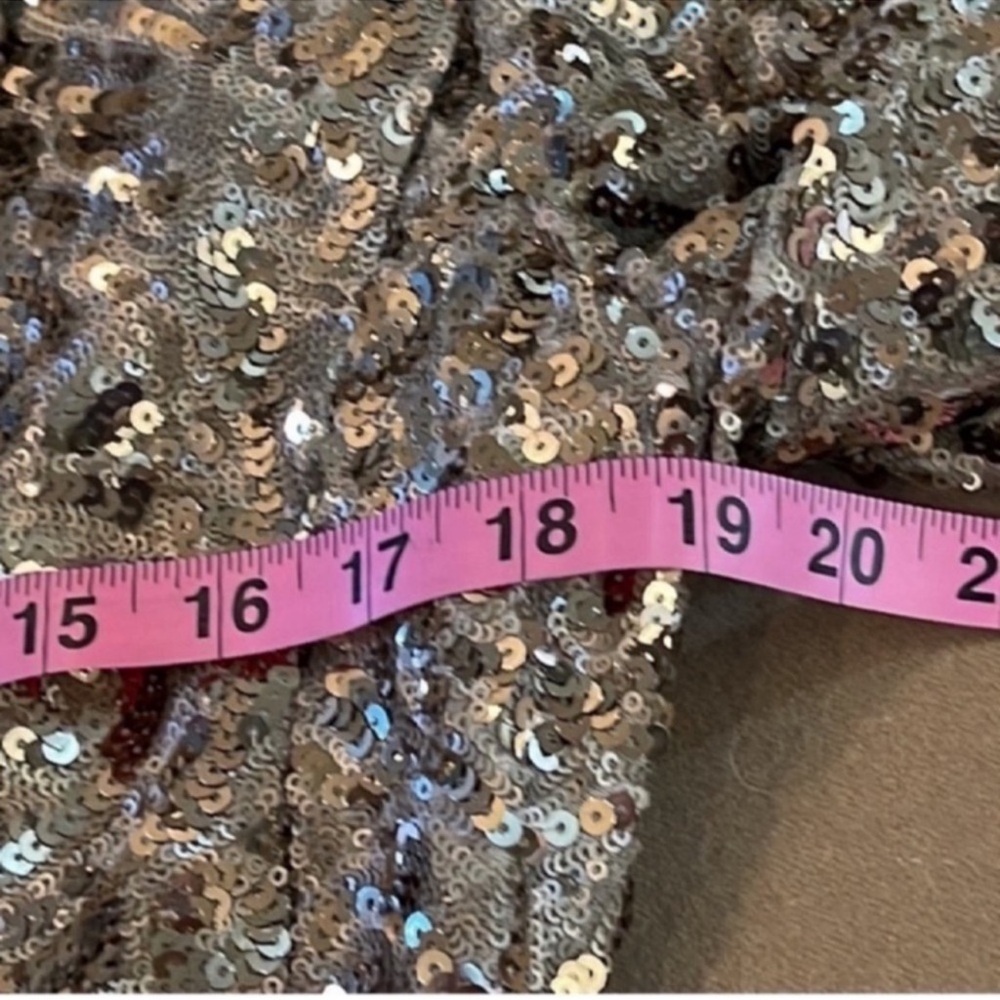 St. John ladies sequined jacket size 4 price is firm - Picture 7 of 9